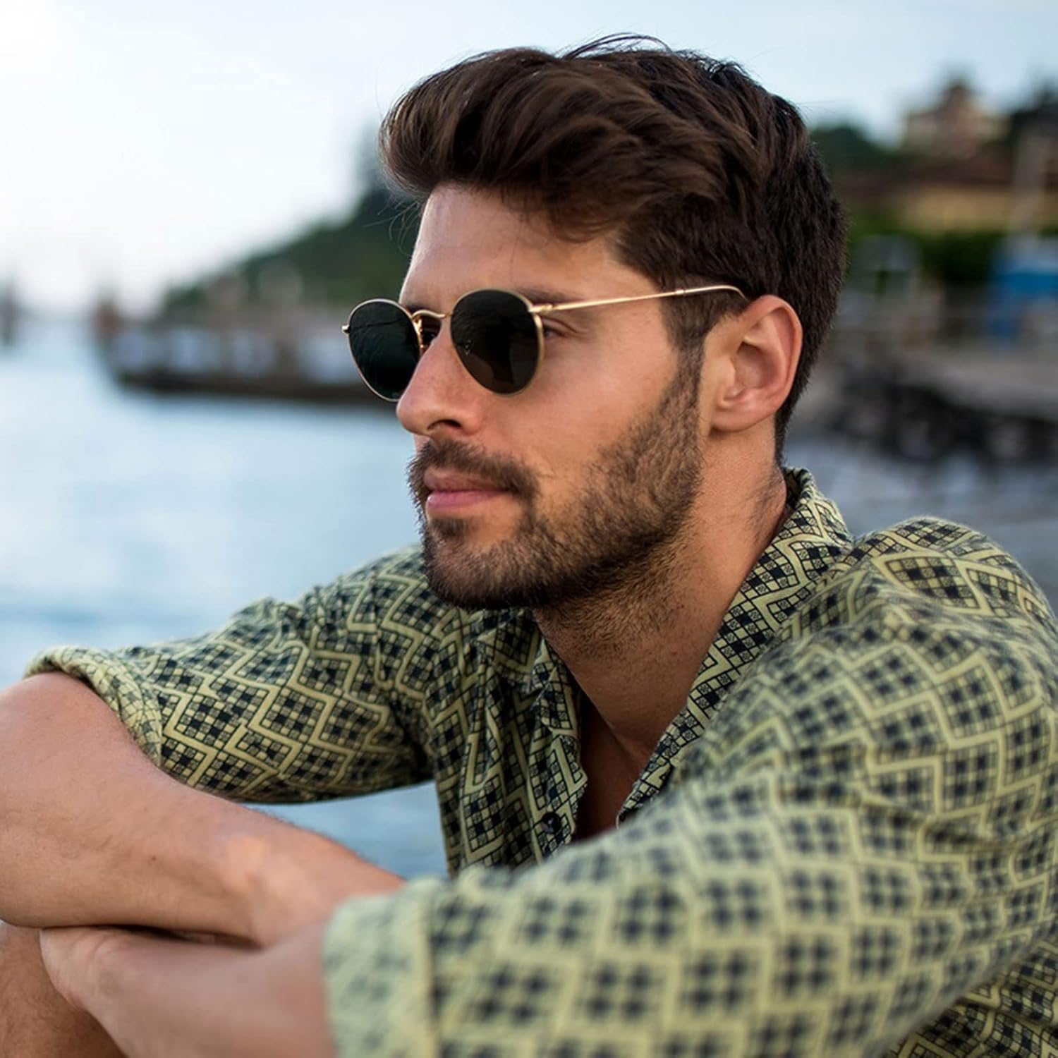 Classic Vintage-Style Sunglasses for Timeless Fashion-8