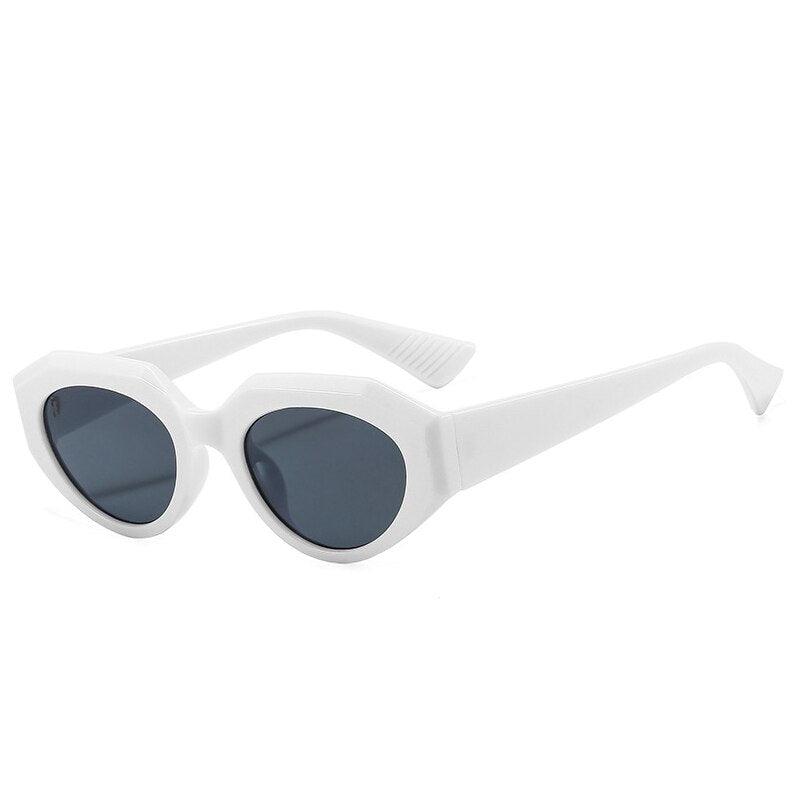 Lightweight Sunglasses for All-Day Comfort in Stylish Designs-5
