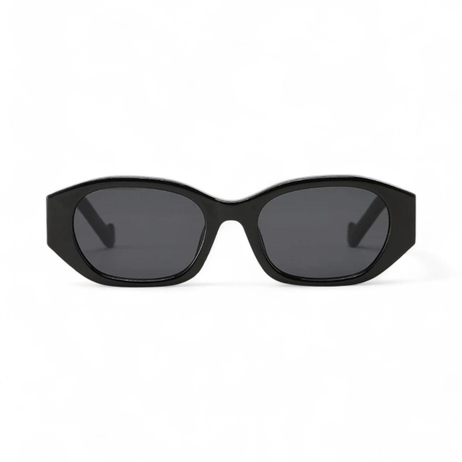 Trendy Oversized Womens Sunglasses for Stylish Summer Adventures-1