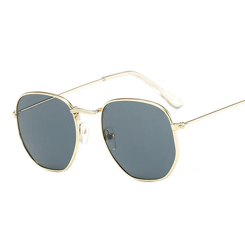 Stylish Boston Sunglasses for Trendy Summer Looks-5