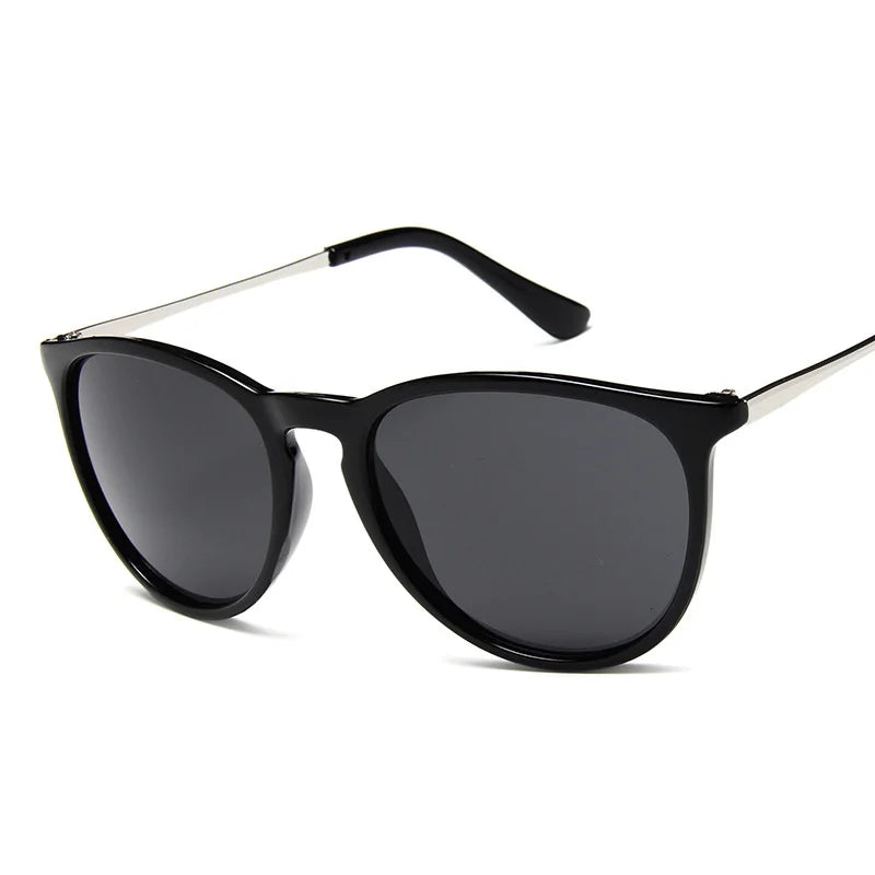 Plaid Classic Sunglasses - Stylish Retro Frame for Chic Summer Looks-5