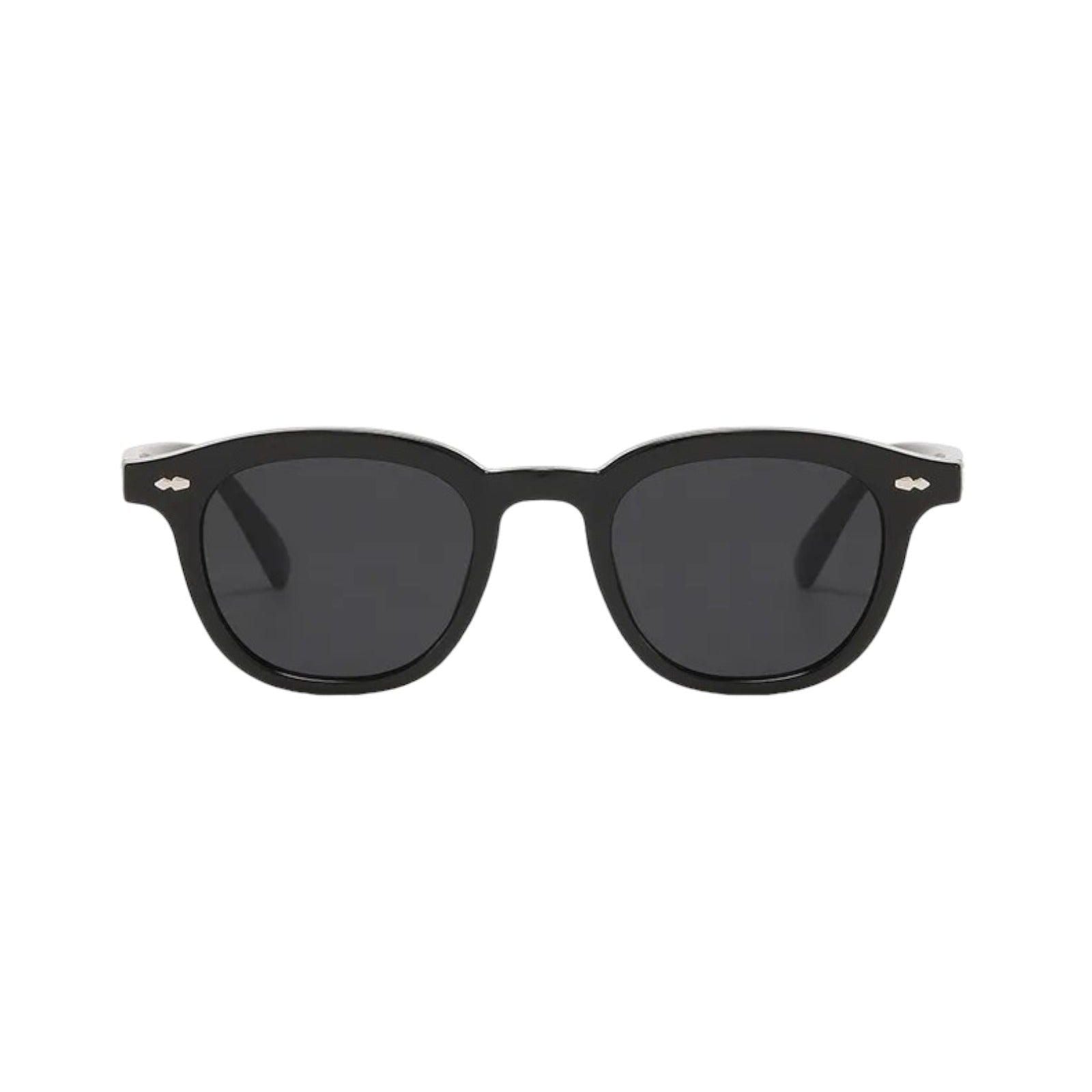 Mens Classic Black Frame Sunglasses  Luxurious Style  Timeless Appeal-10