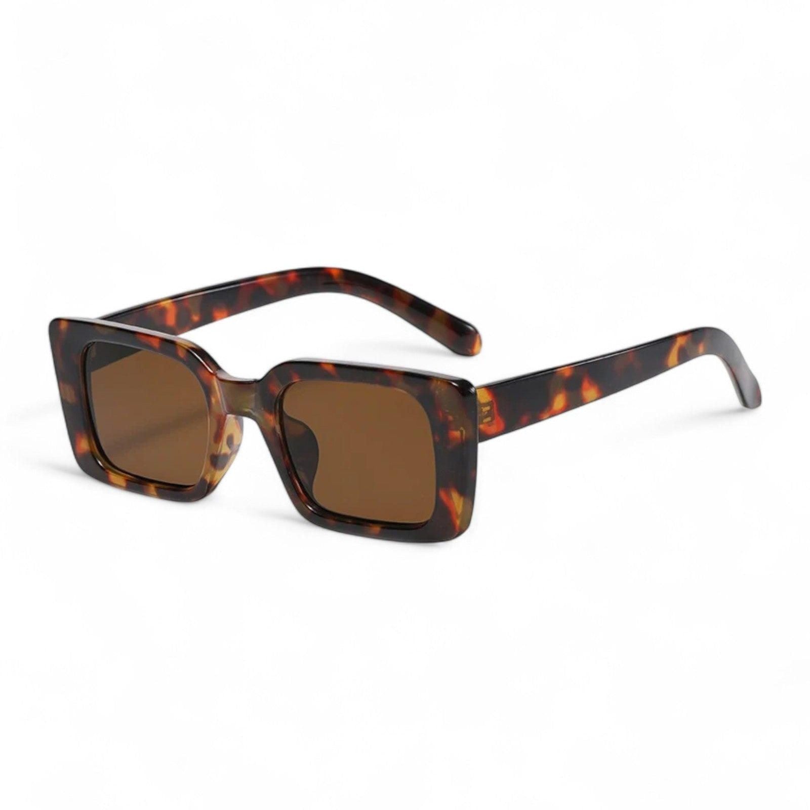 Reflective Womens Sunglasses for Stylish Beach Days-6