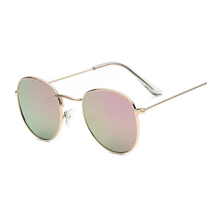 Classic Vintage-Style Sunglasses for Timeless Fashion-5
