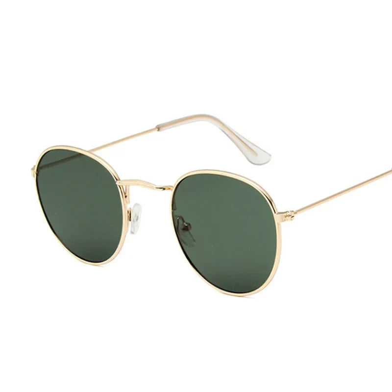 Classic Vintage-Style Sunglasses for Timeless Fashion-1