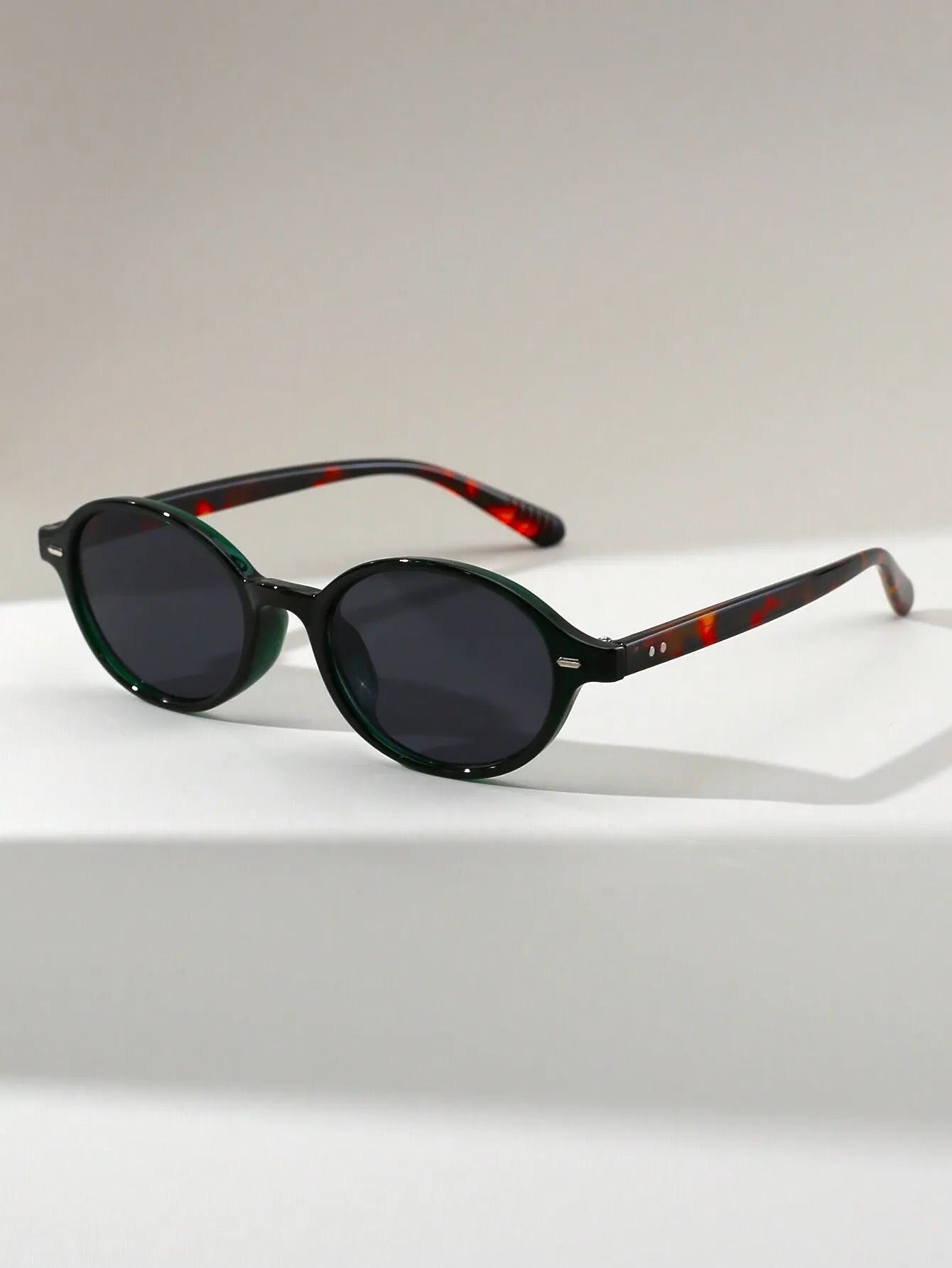classic small round sunglasses unisex fashion
