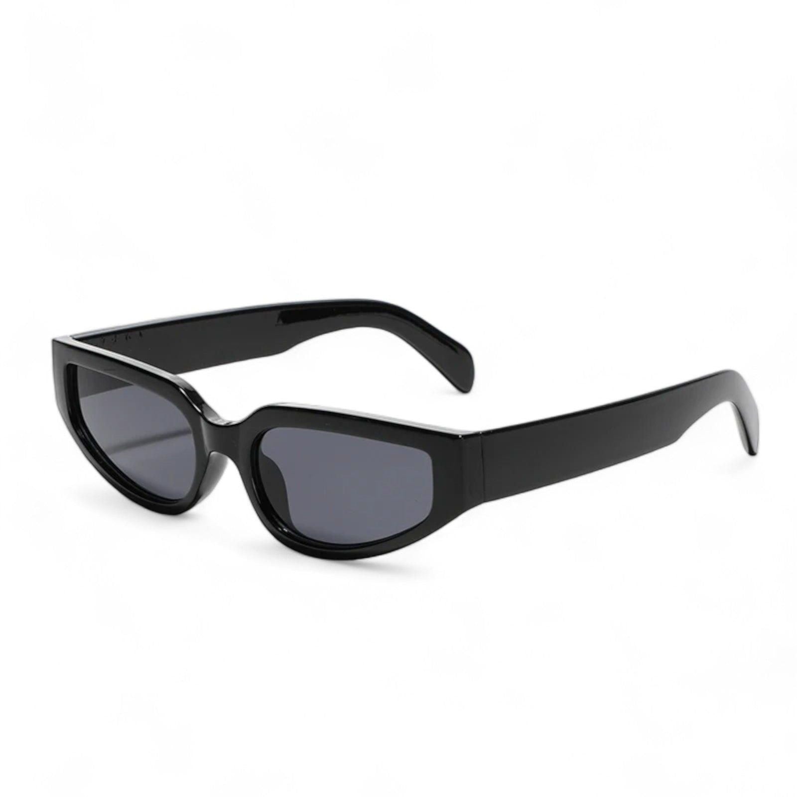 Trendy Womens Sunglasses for Stylish Beach and Vacation Looks-8