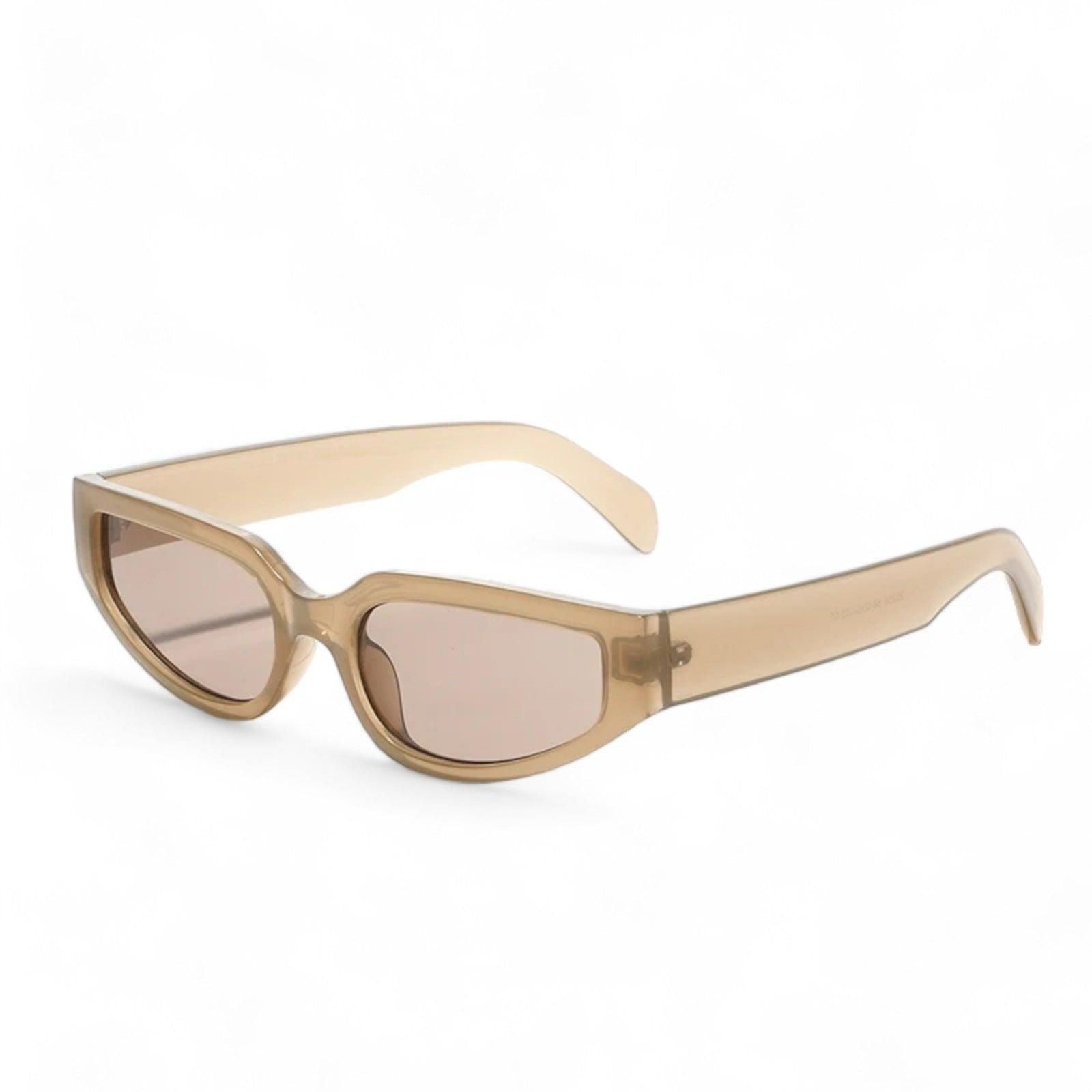 Chic Summer Sunglasses for Stylish Outfits and Sun Protection-11