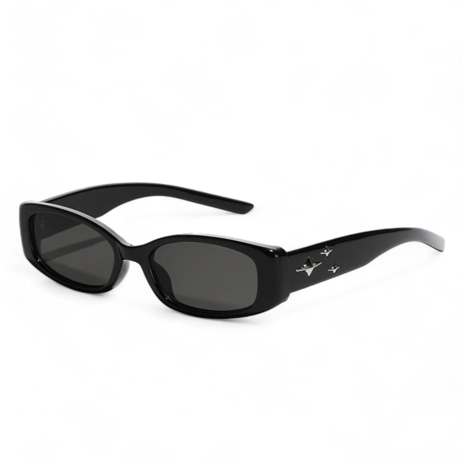 Bold Frame Sunglasses for a Unique and Stylish Look-2