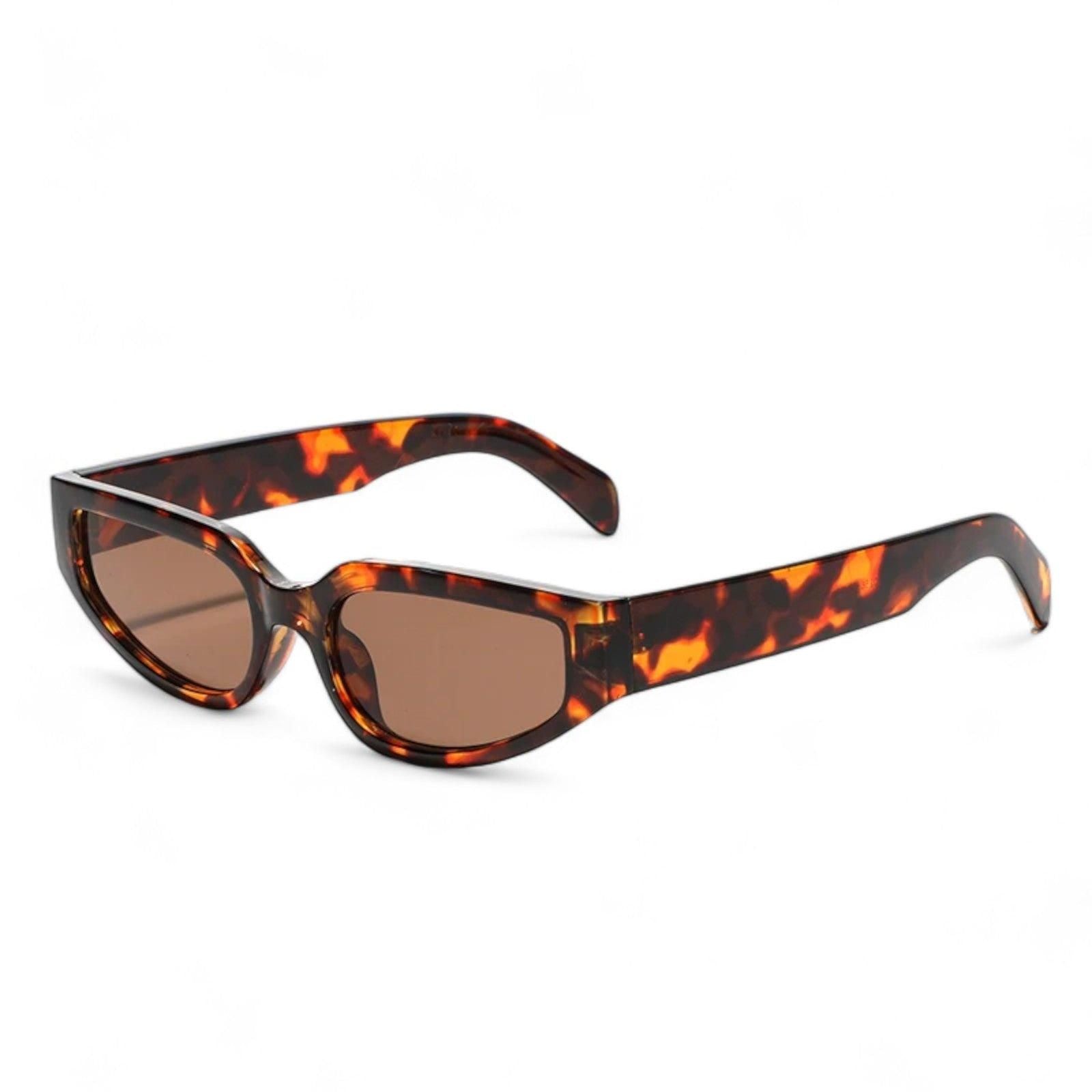 Trendy Womens Sunglasses for Stylish Beach and Vacation Looks-6
