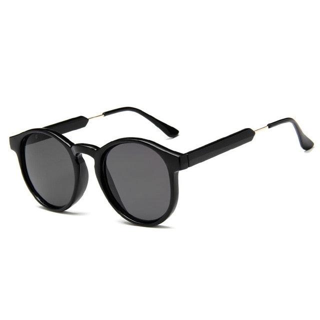 Mens Casual Sunglasses with Timeless Design and Versatile Appeal-2