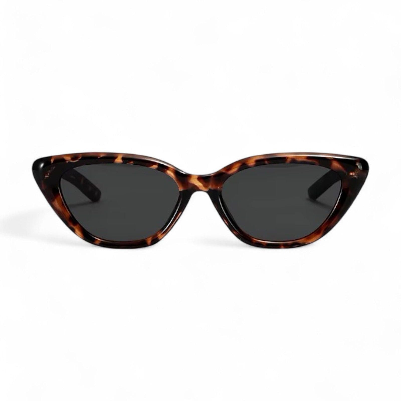 Bold Modern Eyeglasses with Stylish Accents for Trendsetters-7