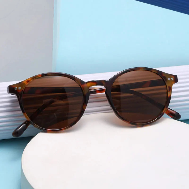 Polarized Modern Sunglasses for Ultimate Sun Protection and Style-10