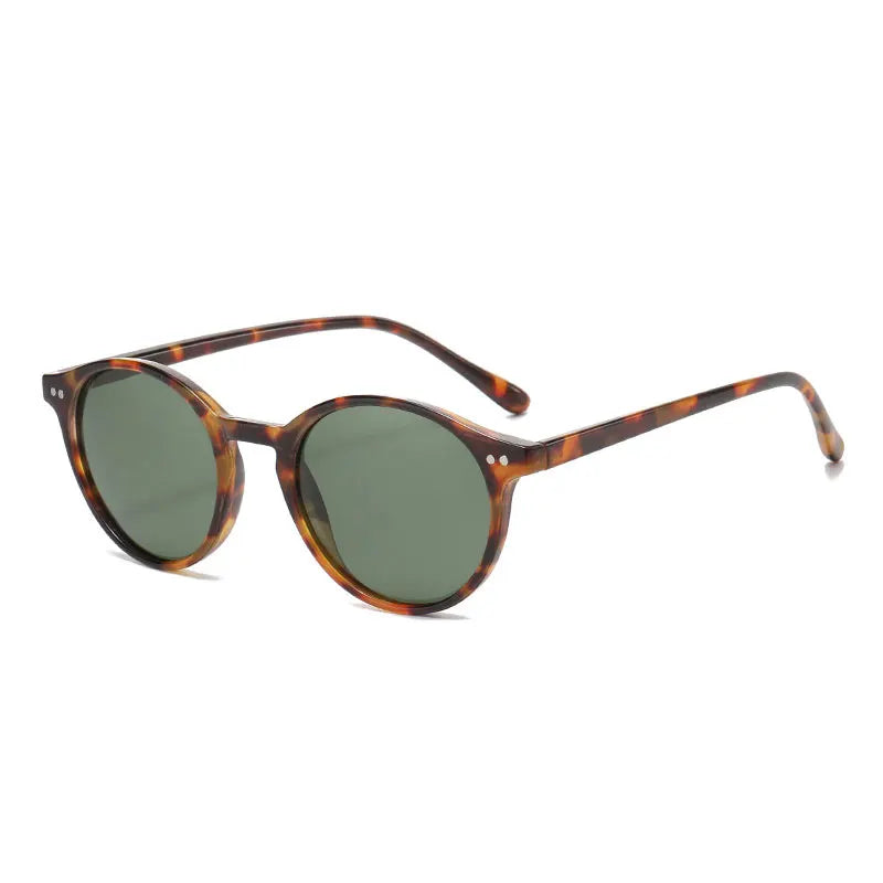 Polarized Modern Sunglasses for Ultimate Sun Protection and Style-4