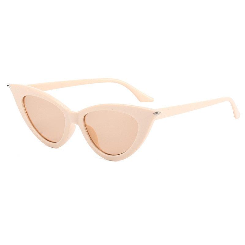 Cat-Eye Womens Sunglasses for a Chic and Bold Look-5
