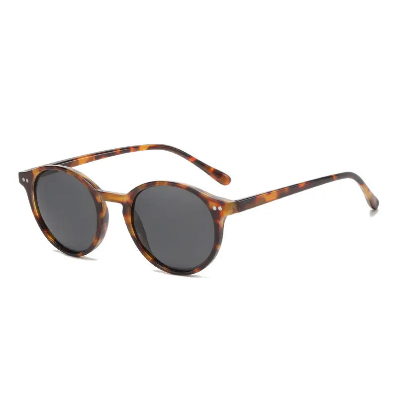 Polarized Modern Sunglasses for Ultimate Sun Protection and Style-3