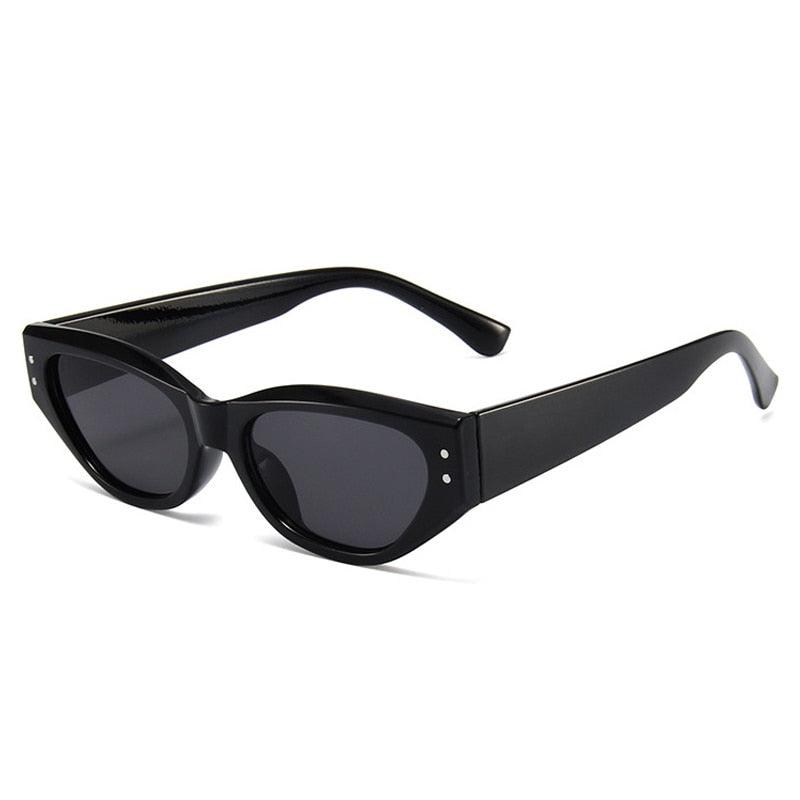 Reflective Retro Womens Sunglasses for Stylish Travel Adventures-5