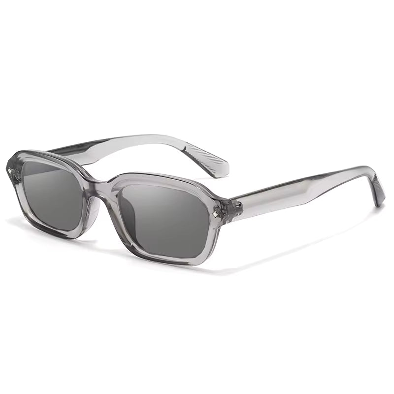 Stylish tortoiseshell square reading glasses for men and women everyday wear