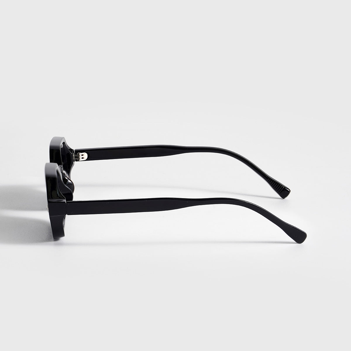 lightweight mens sunglasses daily use