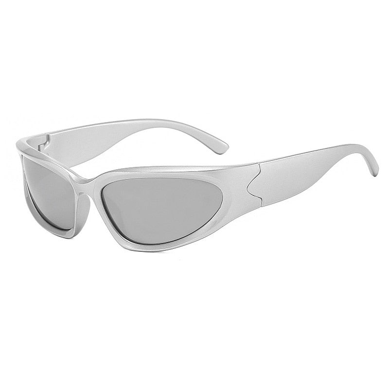 Meta Bold UV Protection Sunglasses for a Stylish Daring Look-3