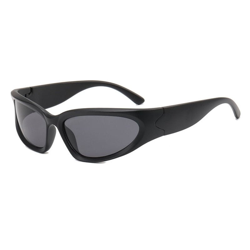 Meta Bold UV Protection Sunglasses for a Stylish Daring Look-2