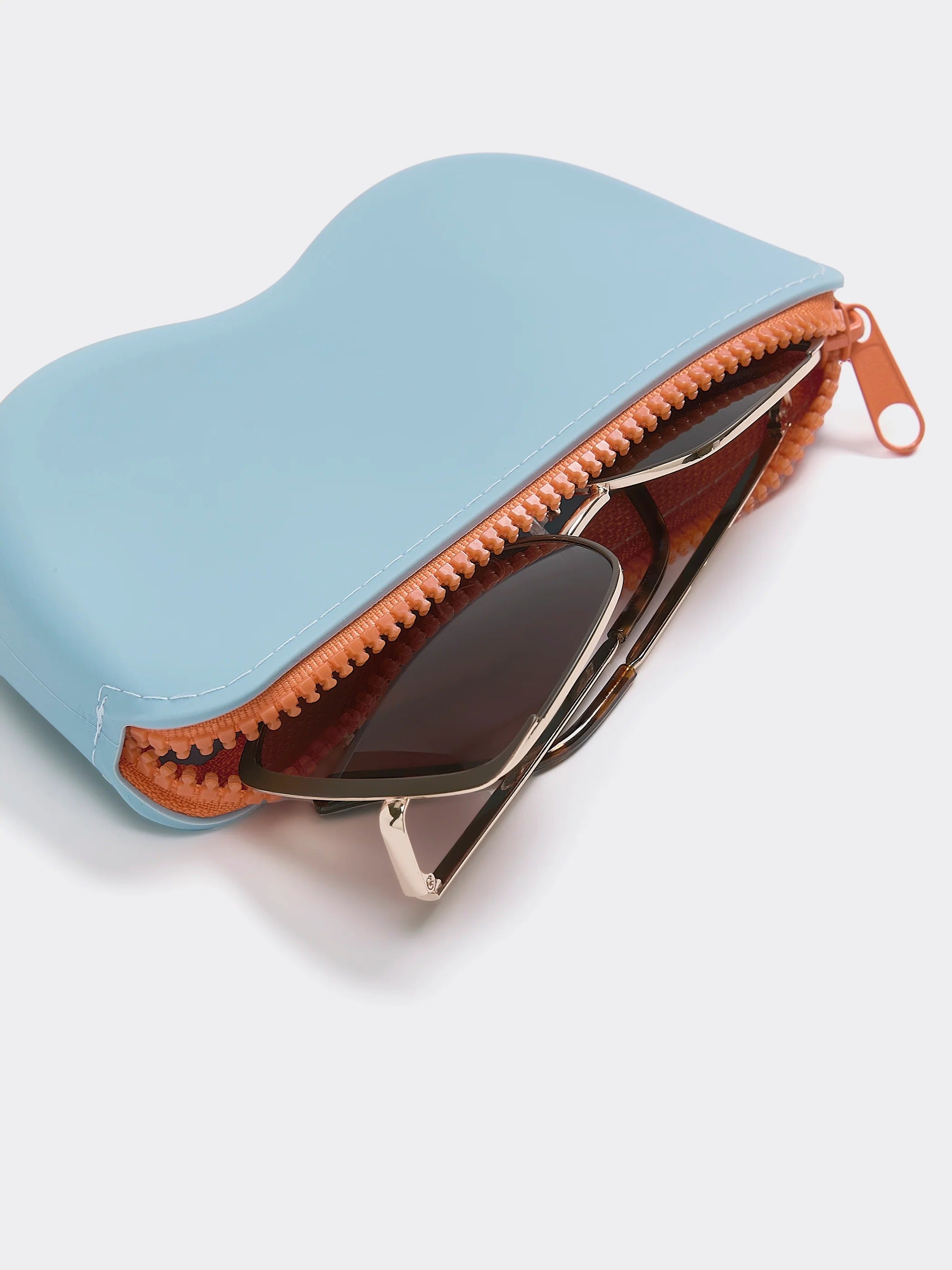 small essentials pouch